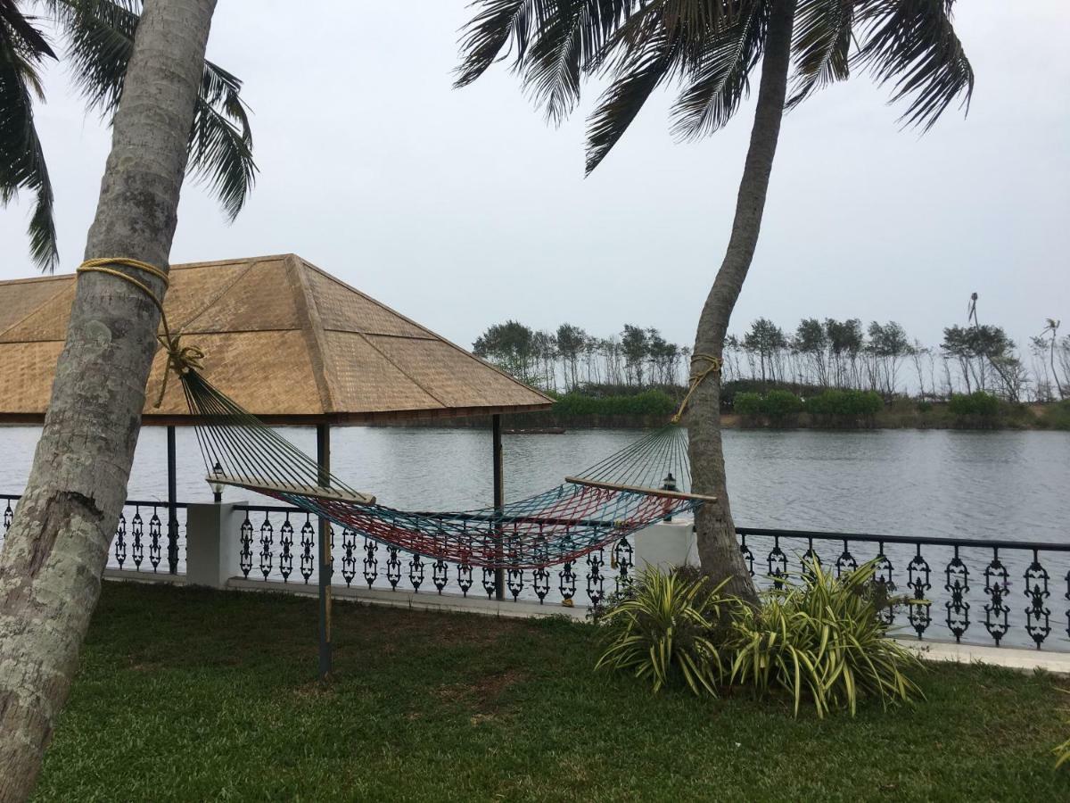 Voye Homes Majestic Retreat Resort Varkala Paravūr Extérieur photo